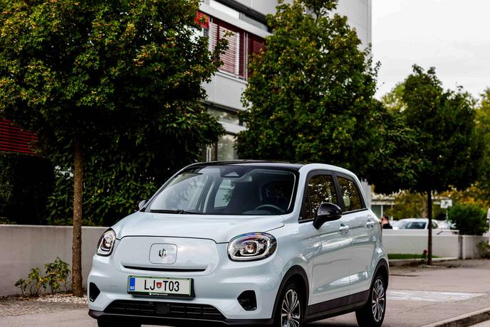 Leapmotor že drugi mesec zapored najbolje prodajana znamka električnih vozil med fizičnimi osebami v Sloveniji