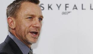 Daniel Craig se je uprl Rogerju Mooru