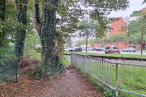 nelegalni prehod pri Povšetovi ulici