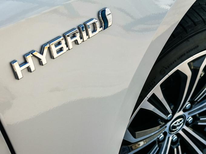 Ko so le nekaj dni pred božičem leta 1995 Toyotini inženirji prvič sestavili prototip hibridnega avtomobila, se je potihoma že začela pisati zgodba o uspehu. | Foto: Gašper Pirman