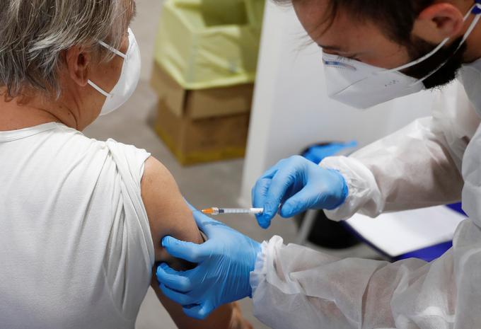 cepljenje italija | Foto: Reuters