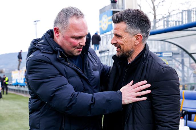 Zoran Zeljković, FC Koper | Zoran Zeljković je sedel na trenersko klop Celja. In zamenjal Vitorja Campelosa. | Foto Aleš Fevžer