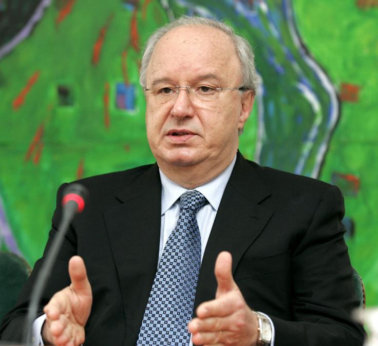 Pokojni Andrej Bajuk je leta 2008 zaradi slabega volilnega rezultata in izpada stranke iz državnega zbora odstopil kot predsednik NSi. | Foto: STA