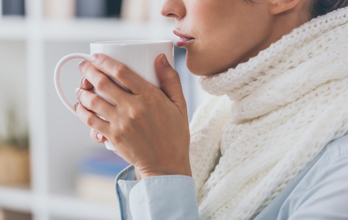 Prehlad | V času resporatornih obolenj pijte čaje iz rastlin, ki blagodejno vplivajo na dihala.