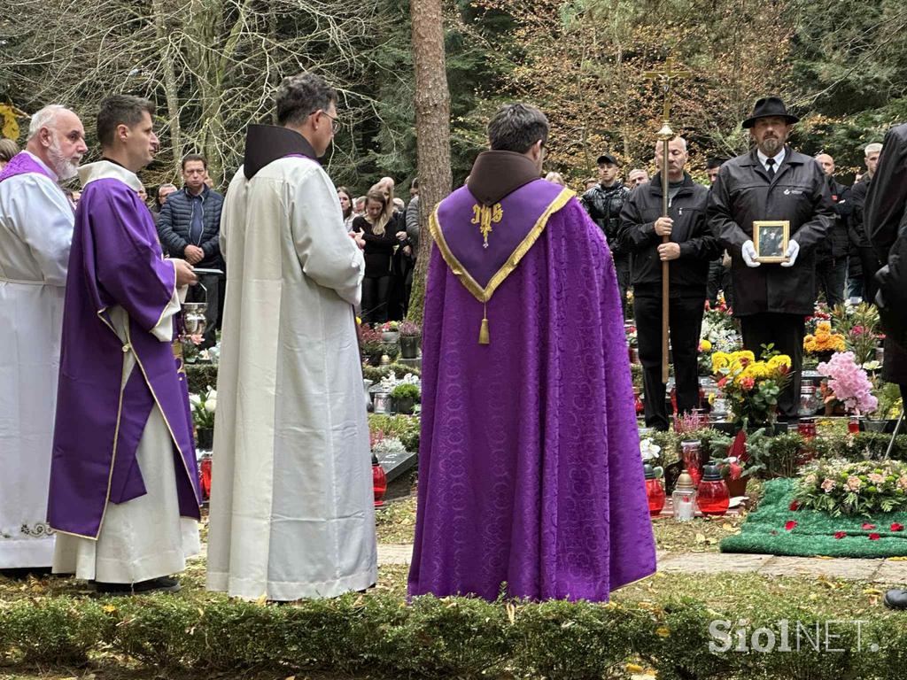 Pogreb, Aleš Šutar