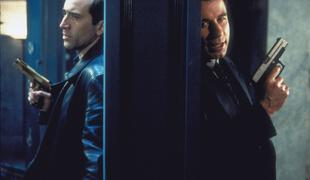 Med snemanjem filma so strmoglavili čisto pravo letalo