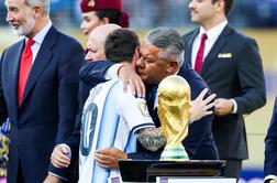 Argentinska nogometna zveza zanika pridržanje predsednika v ZDA