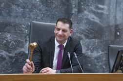 Tajno glasovanje, vidne sledi: označene glasovnice na volitvah predsednika DZ