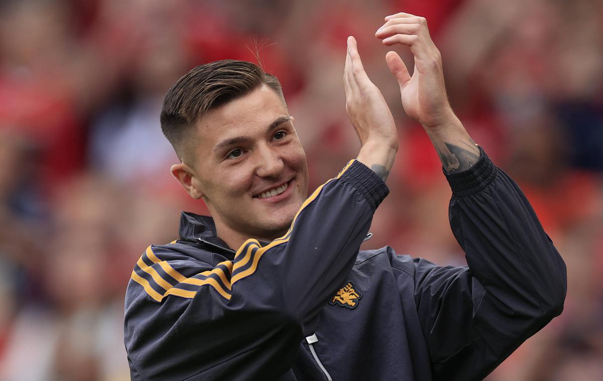 Benjamin Šeško Manchester United | Benjamin Šeško z velikim nasmehom prvič na zelenici Old Trafforda kot član rdečih vragov. | Foto Guliverimage