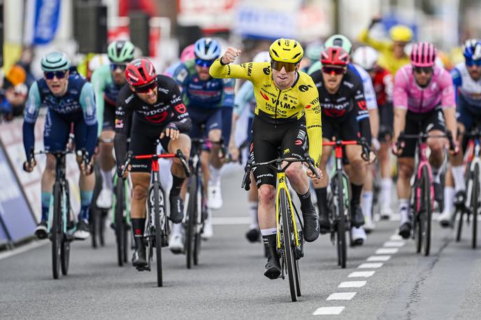 Matthew Brennan, Kuurne - Bruselj - Kuurne 26 | Zmagal je Britanec Matthew Brennan, Matevž Govekar (skrajno levo) je za las zgrešil stopničke. | Foto Reuters