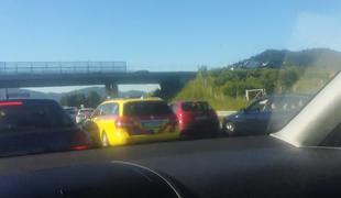 Promet se na slovenskih cestah nekoliko umirja
