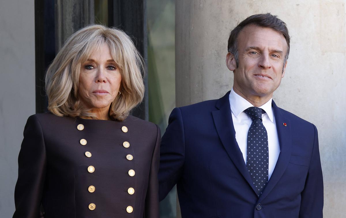 Brigitte Macron, Emmanuel Macron | Julija letos sta Macronova v ZDA vložila tožbo proti Owensovi, v kateri sta trdila, da je "prezrla vse verodostojne dokaze, ki bi ovrgli njeno trditev". | Foto Guliverimage
