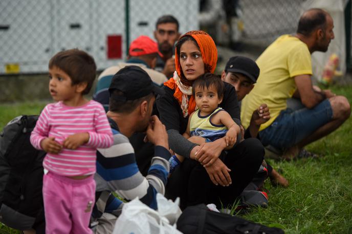 begunci | Nova zakonodaja bo pomenila še eno omejitev za migrante in jim bo oteževala začetek novega življenja.  | Foto STA