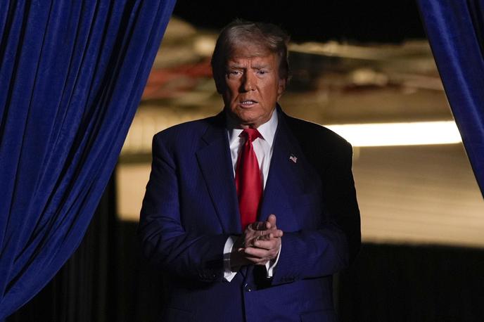 Donald Trump | Trumpu s trgovinsko vojno Kitajske za zdaj ni uspelo spraviti na kolena. Še več, kitajski izvoz kljub trgovinski vojni cveti. | Foto Guliverimage