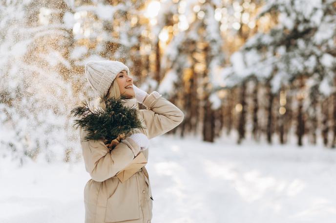 zima, sneg | Naj vas zimsko vreme ne zmoti, da si nove kondicije za konec tedna ne bi nabrali tudi s pohodom ali drugo zunanjo aktivnostjo. | Foto Shutterstock