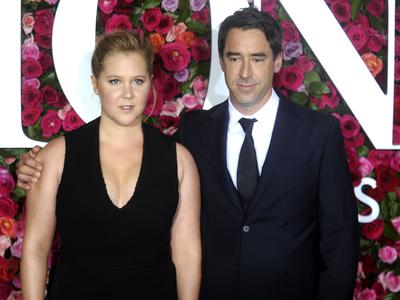 Igralka Amy Schumer se ločuje po sedmih letih zakona