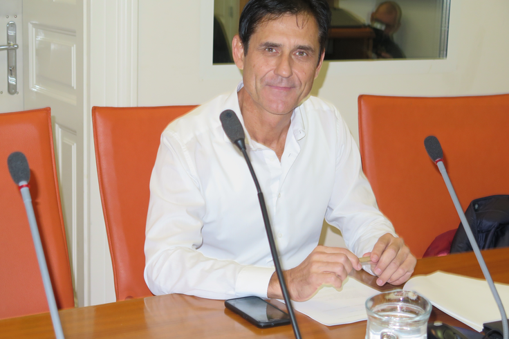 Stojan Auer opozarja, da Maribor od vlaganja v letališče ne bo imel nič, saj letališče leži v občini Hoče - Slivnica. | Foto: STA ,