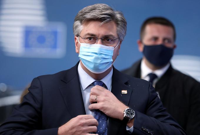 Hrvaški premier Andrej Plenković je ocenil, da na Hrvaškem število novih okužb narašča počasneje kot v nekaterih drugih državah. | Foto: Reuters