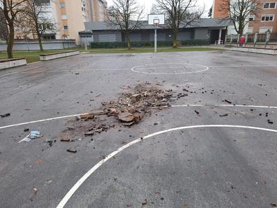 Kranjski župan po silvestrskem razdejanju na Planini pričakuje ukrepanje