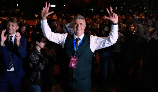 O tem sta po zmagi na volitvah v Srbiji govorila nosilec Študentske liste in Marta Kos