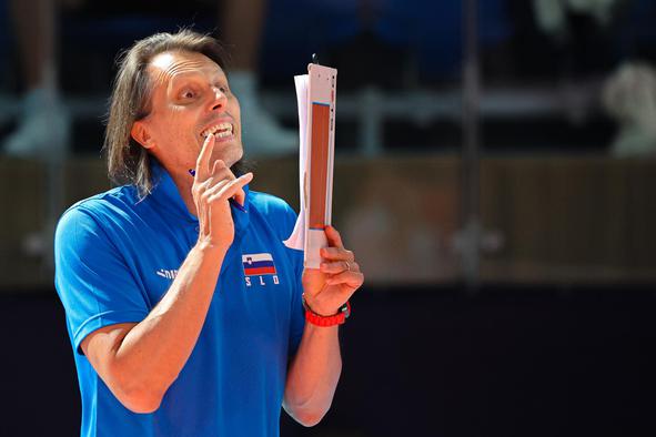 Gheorghe Cretu po zmagovitem trilerju čestital tudi tekmecem #video