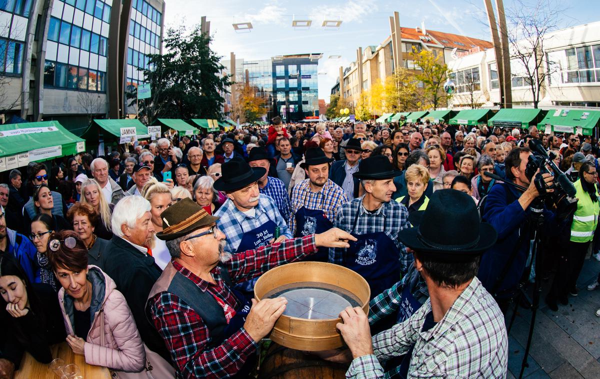 martinovanje | Mariborsko martinovanje vsako leto pritegne tudi po 20 tisoč ljudi. | Foto Mediaspeed