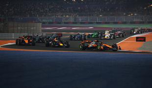 McLaren z veliko napako zapravil dvojno zmago, 70. zmaga za Verstappna