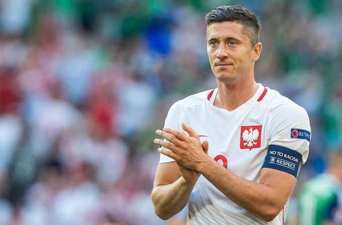 Robert Lewandowski je prvi zvezdnik poljske reprezentance, ki bo prihodnje leto nastopila na SP 2018 v Rusiji. | Foto: Sportida