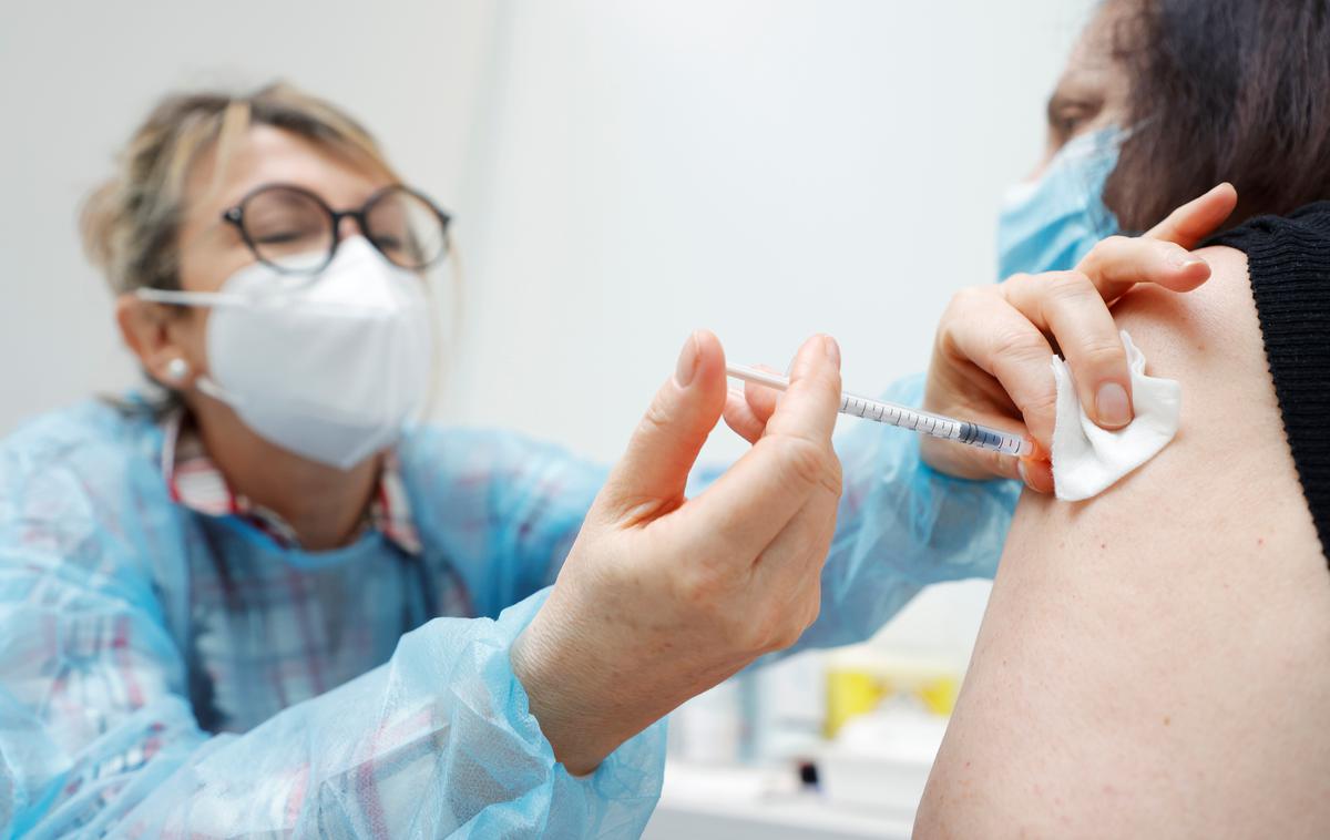 pfizer biontech cepivo | Doslej je polno cepljenih 40 odstotkov prebivalstva. | Foto Reuters