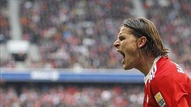 Van Buyten in Demichelis nared za Lyon?