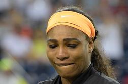 Serena Williams je komaj zadrževala solze (video)