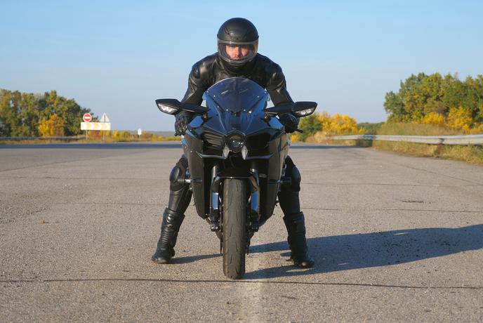 Na cesti se ne splača improvizirati: motoristova priprava šteje