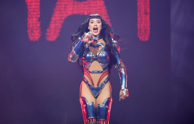 Katy Perry je trenutno na koncertni turneji The Lifetimes Tour, ki jo je začela aprila v Mehiki in jo bo predvidoma končala decembra v Abu Dabiju. | Foto: Reuters