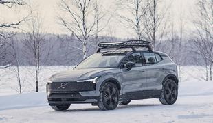 Volvo EX30 cross country – skandinavska robustnost tudi za električni SUV #foto