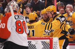 Pittsburgh še naprej ostaja v končnici, Vegas izenačil izid v zmagah