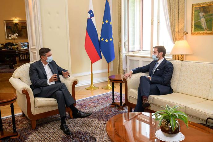 Borut Pahor |  Mark Boris Andrijanič je danes predsedniku Borutu Pahorju predstavil načrte in prve rešitve, ki jih je pripravil strateški svet za digitalizacijo.  | Foto STA