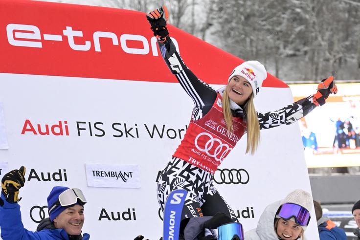 Z nasveti ji pomaga tudi prva veleslalomistka zime Alice Robinson. | Foto: Reuters