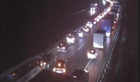 Hudo nesrečo na primorski avtocesti, v kateri je umrl Nemec, povzročil Poljak