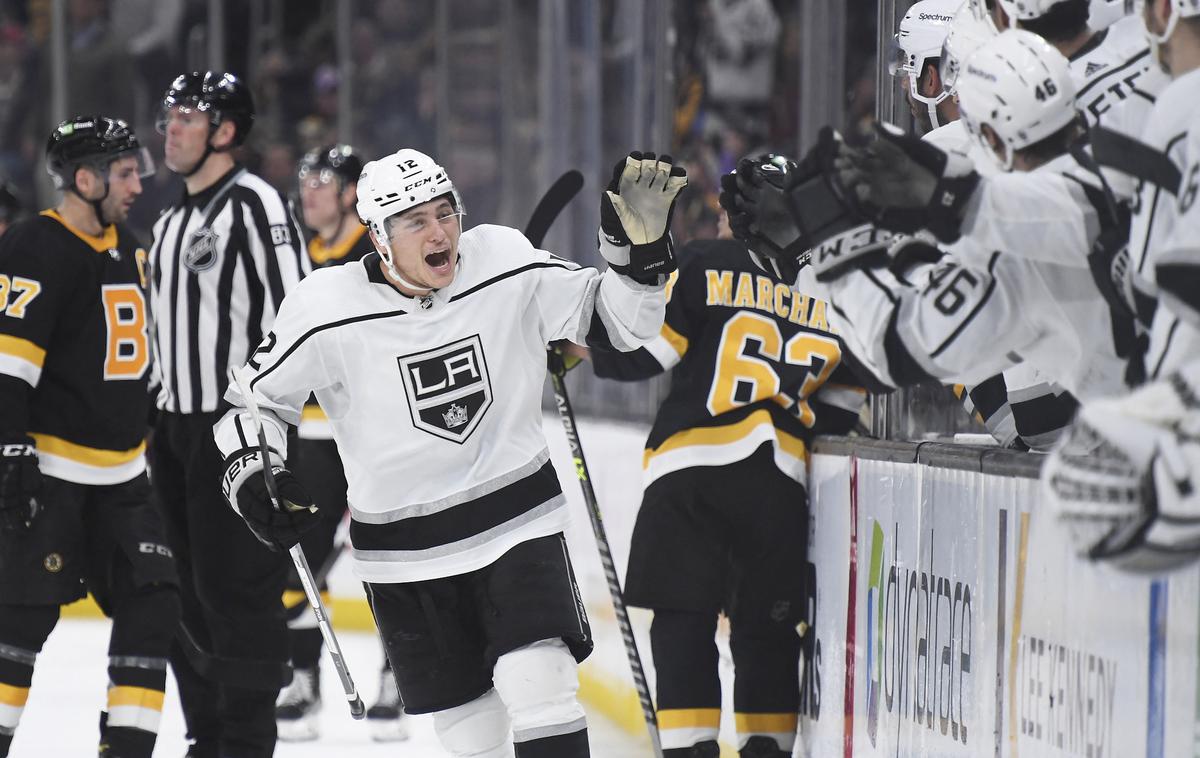 Boston Los Angeles NHL | Veselje Trevorja Moora (Los Angeles), ko je 26 sekund pred koncem rednega dela izenačil na 2:2. | Foto Reuters