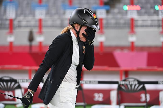 Sanje Nemke Annike Schleu o olimpijski medalji so po incidentu s trmastim konjem, ki ni želel preskakovati ovir, splavale po vodi. | Foto: Guliverimage/Vladimir Fedorenko