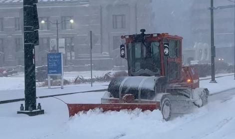 Opozorilo za 60 milijonov Američanov: zapade lahko 30 centimetrov snega #video