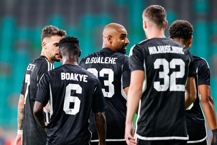 David Sualehe in Eric Boakye sta pomagala Noahu do prepričljive zmage nad Olimpijo, pri kateri sta si v preteklosti služila nogometni kruh. V 1. SNL je vrsto let igral tudi Nardin Mulahusejnović. | Foto: Aleš Fevžer
