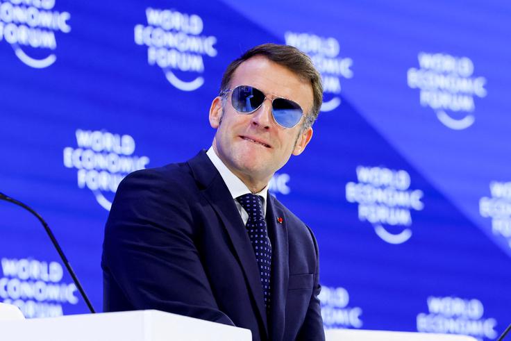 Emmanuel Macron, Davos, sončna očala | Foto: Reuters