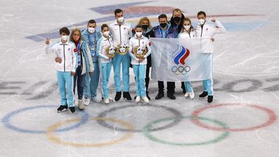 Zaradi pravnega zapleta odložili podelitev medalj umetnostnim drsalcem