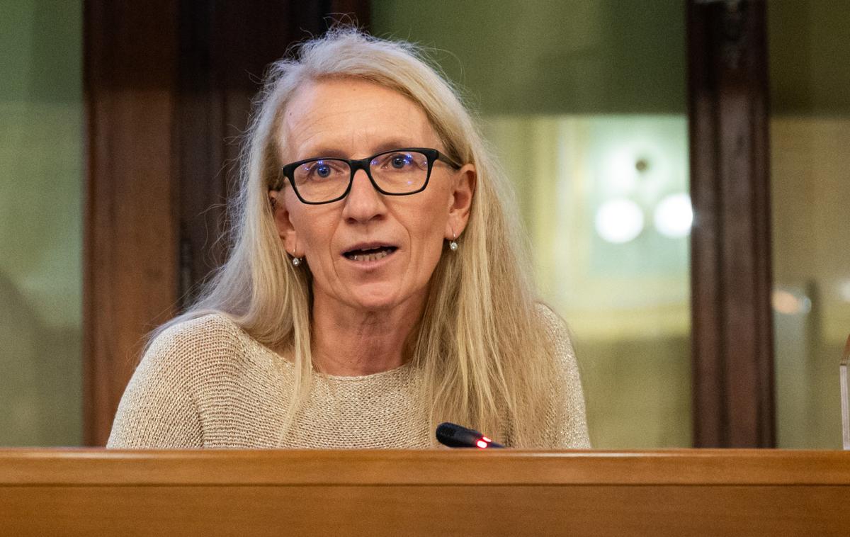 Barbara Železnik | "Očitno smo v letih po koroni delali prav, delali korake, ki nam v bistvu zdaj prinašajo nasmeh na obraz," je s prijavami na 29. Ljubljanski maraton zadovoljna vodja tekmovanja Barbara Železnik. | Foto Boštjan Podlogar/STA