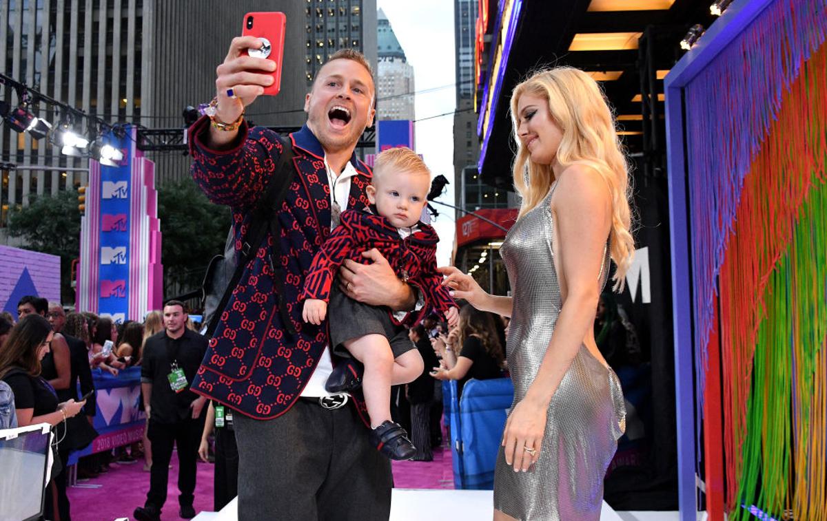 The Hills | Zvezdnika serije Heidi Montag in Spencer Pratt sta na sinočnjo preprogo nagrad VMA pripeljala tudi sina Gunnerja. | Foto Getty Images