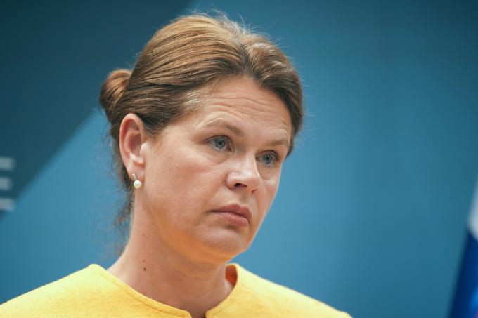 Alenka Bratušek, ministrica za infrastrukturo | Foto: STA ,