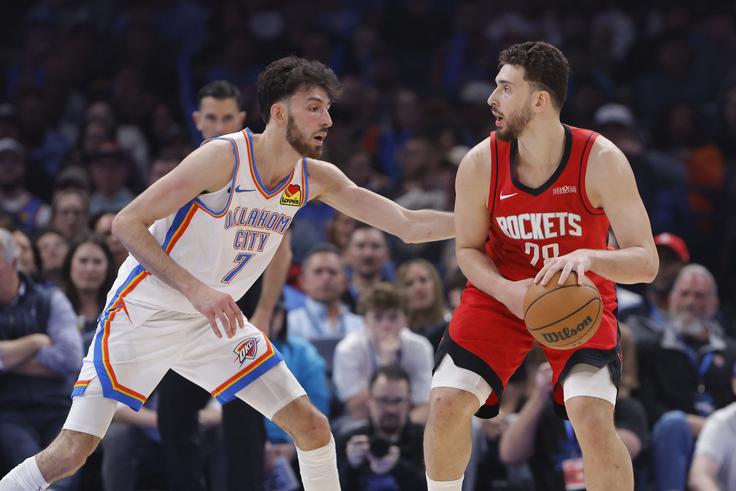 Alperen Sengun je proti branilcem naslova, za katere je nastopil tudi Chet Holmgren, dosegel trojni dvojček. | Foto: Reuters