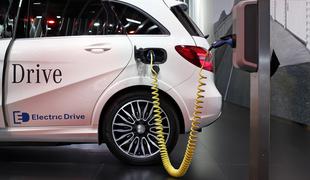 Vlada Slovencem obljubila 2,5 milijona evrov za nakup električnih vozil