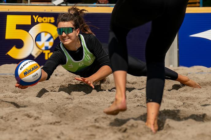 odbojka na mivki | Slovenke so v finalu izgubile s favoriziranimi Nizozemkami. | Foto Sportida